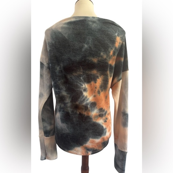 Earthbound Trading Co Tie Die Long Sleeve Thumbhole Size XXL - NWT - Picture 11 of 12